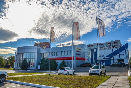 Колонные сплит-системы MDV большой мощности в автосалоне в Тольятти